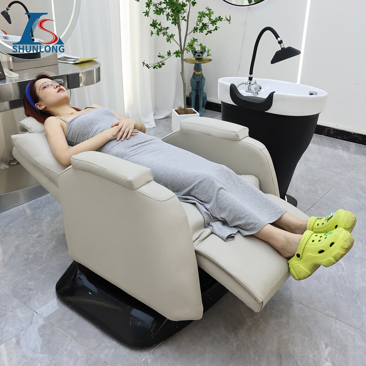 Barbershop Beauty Salon Spa Equipment Backwash Electric Back Massage Shampoo Chair with Bowl for Salon