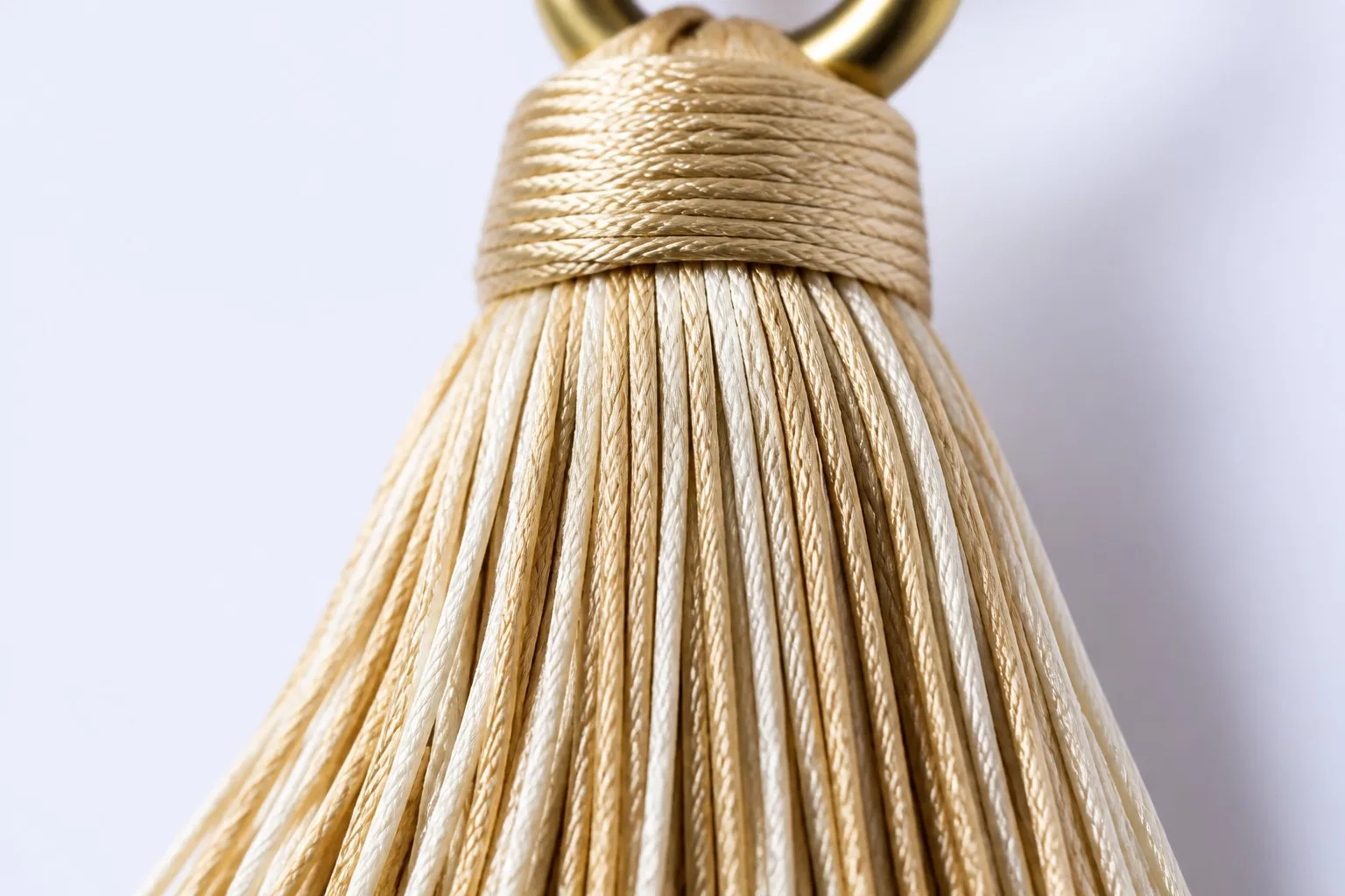 Silk tassel thread macro