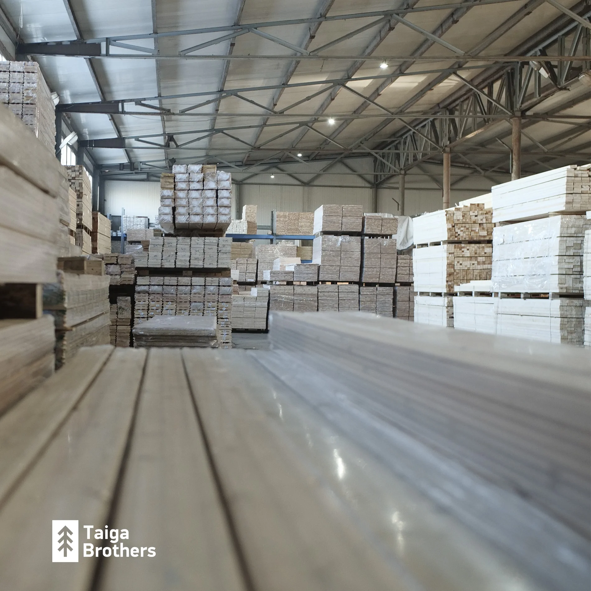 Exotic Quercus Mongolica Oak Sawn Wood Timber Oak Planed Lumber Kiln