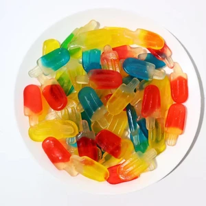 Mixed Fruit Flavored Oil Popsicles Gummies Ice Cream Shaped Multi-Color Wholesale Bottle Packaging