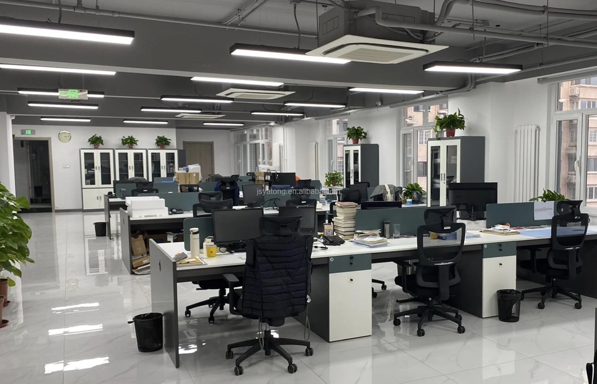 Wholesale Sun Block Bottle Packaging Square Sunscreen Cream Bottle 40ml ...