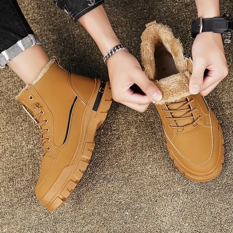 Adjusting boots with fleece lining
