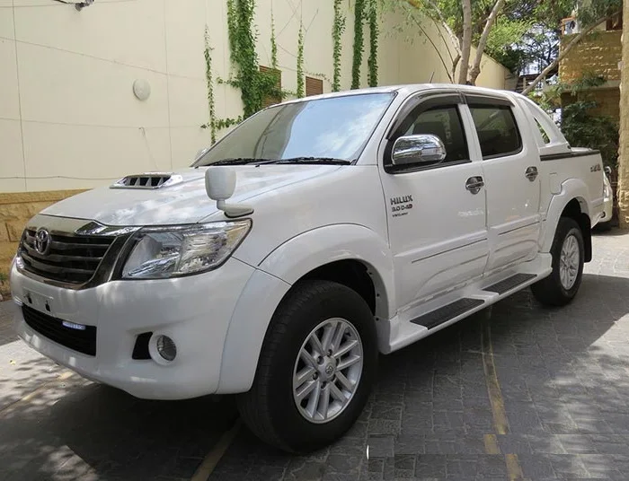 Fairly Used Toyota Hilux Pickup Truck Right / Left Hand Drive Hybrid ...