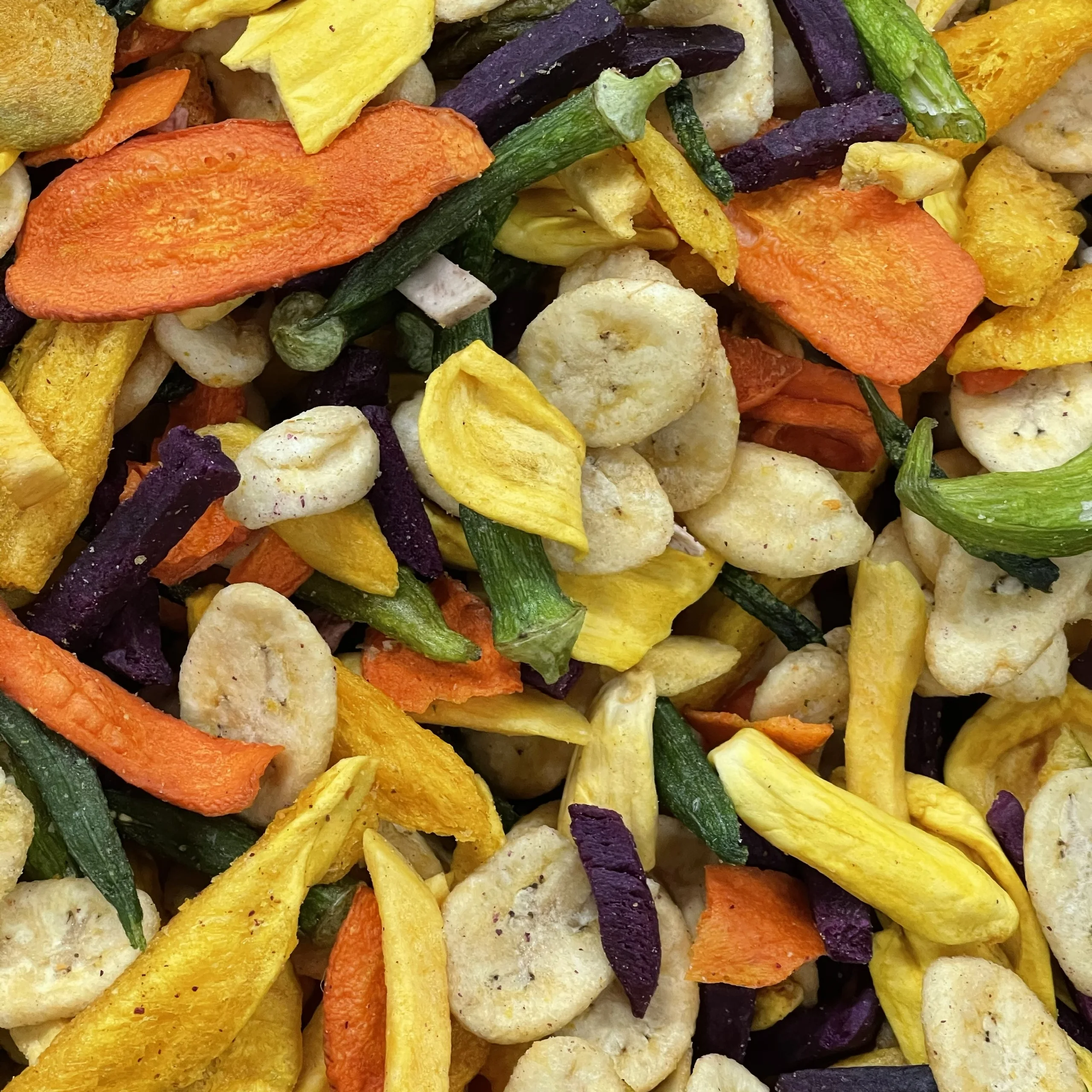 Hot Selling High Quality Dry Fruits And Nuts Free Tax Soft/ Dried