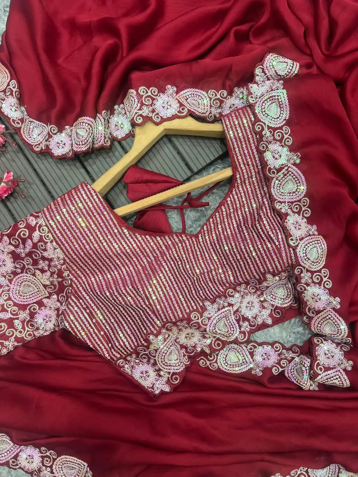BOLLWOOD SEQUNCE SAREE WITH STICH BLOUSE in RED COLOUR SARI