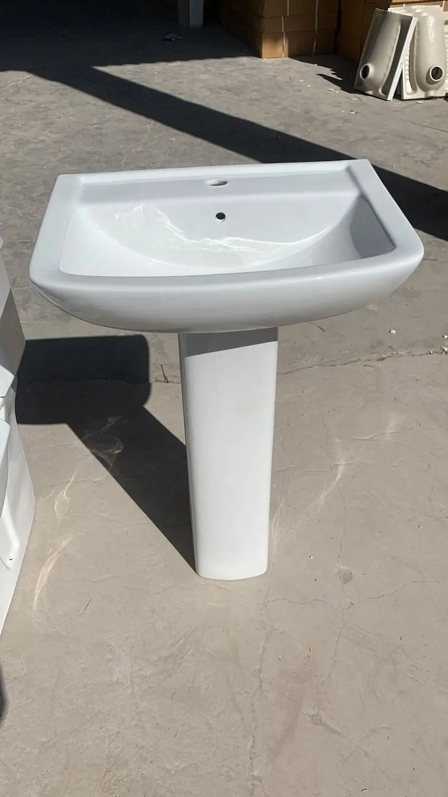 Square Shaped Captiva Two Piece Ceramic WC & Bathroom Sink Set with Dual Flush P-Trap & S-Trap Drainage From Indian Factory