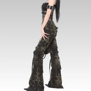2026 Autumn Winter High-Waisted Slimming Hot Girl Flared Women's Trend Vintage Embroidered Leopard Rivet Denim Straight Leg