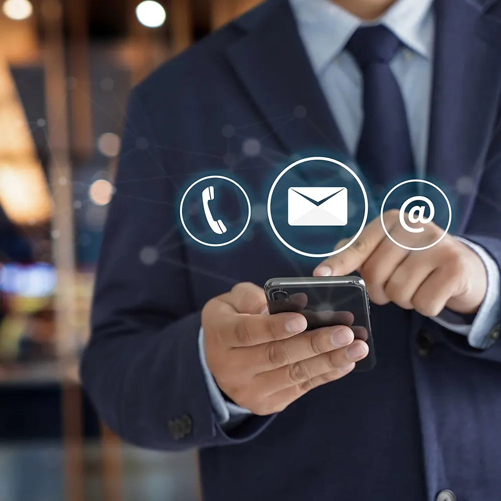 high-quality-baseball-uniforms-with-custom-logo-printing