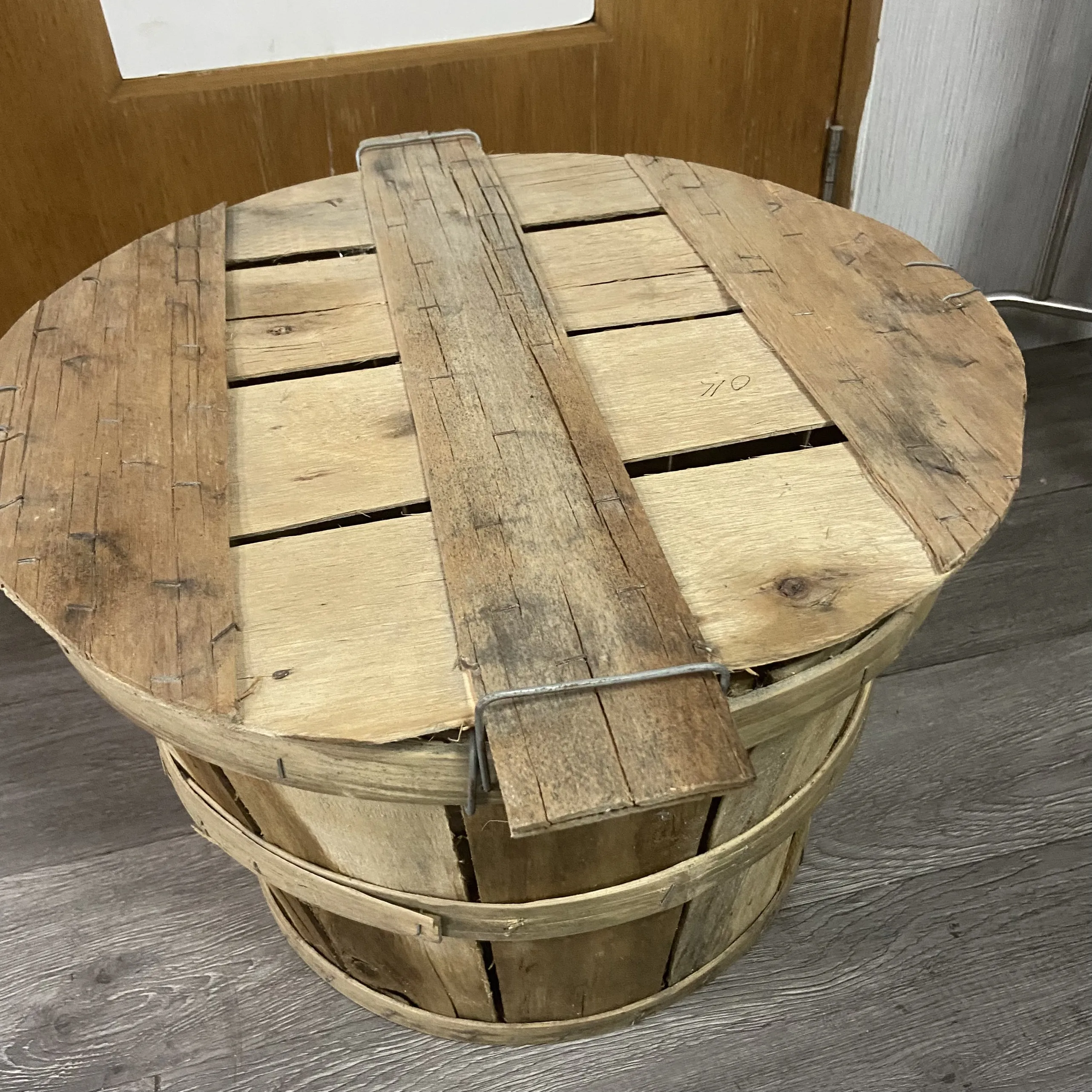 Oem Size Crab Basket Round Wood Crate With Lid Crab Bushel Basket Buy Wooden Bushel Baskets