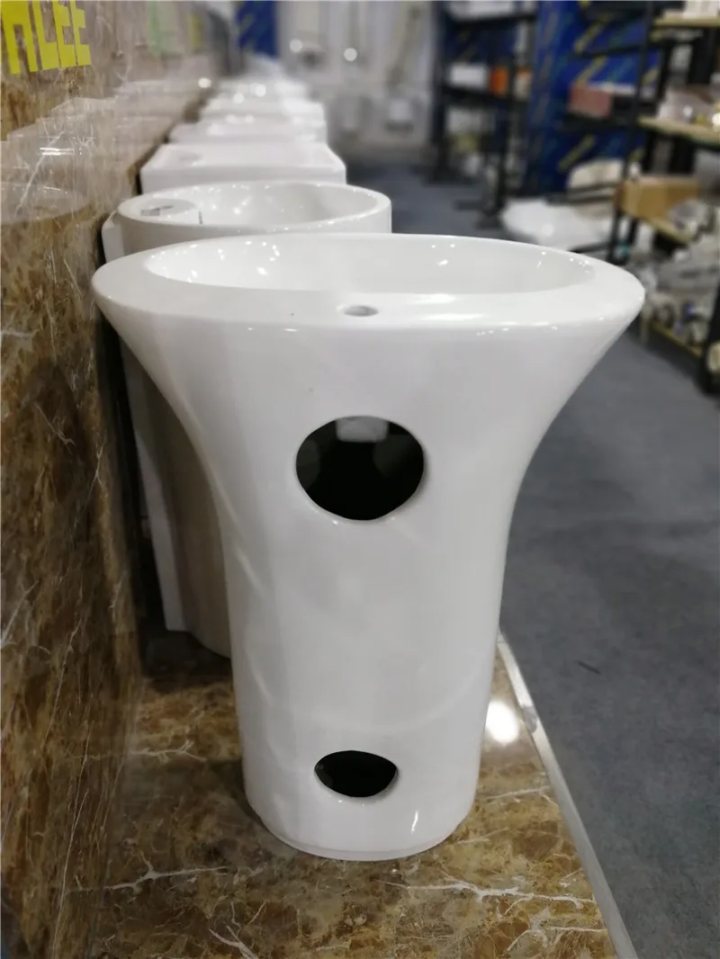 High Quality Bathroom Oval Pedestal Sink Basin Freestanding Hand Wash Basin  With Good Price