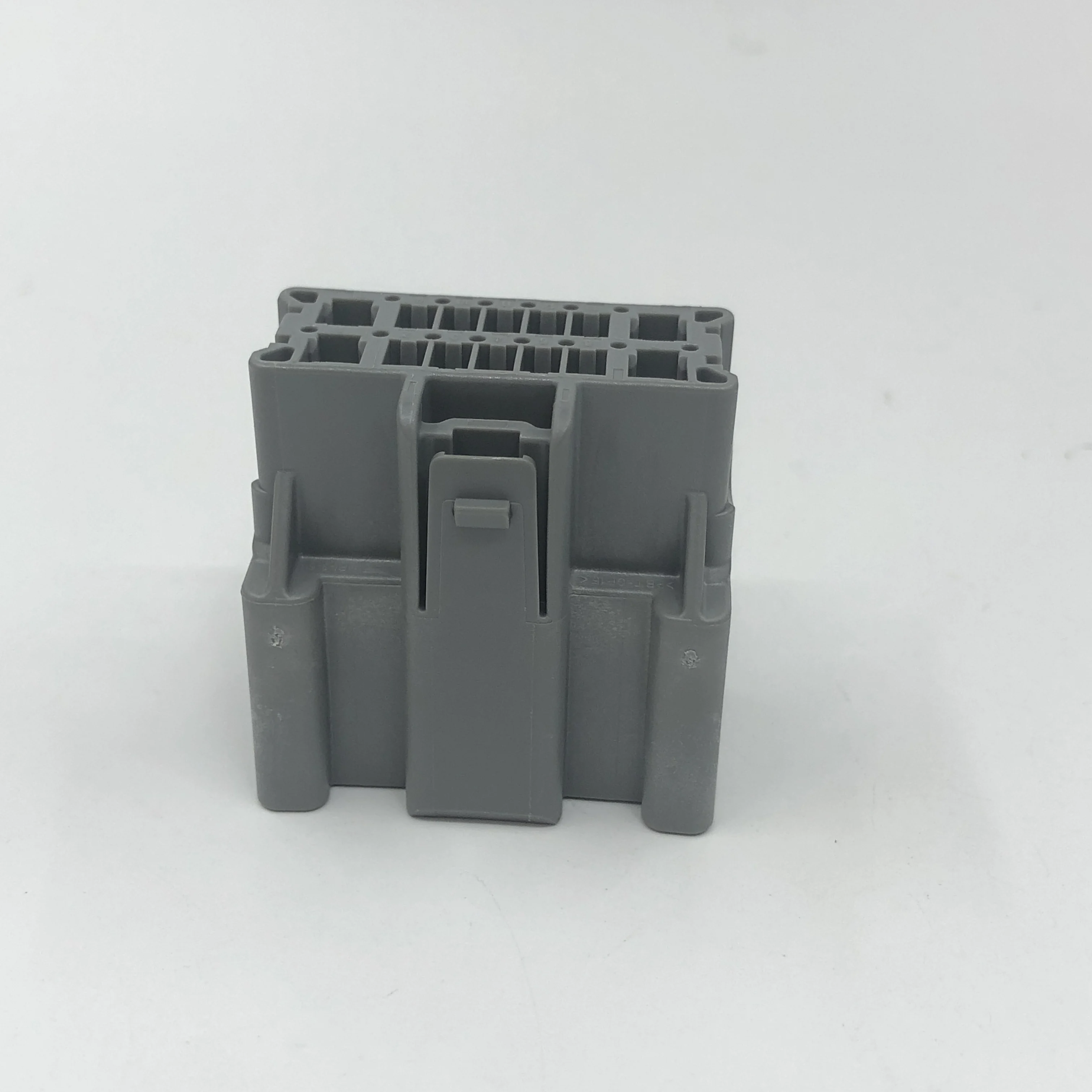 YAZAKI 060 Housing 7282-6447-40 - Reliable Automotive Connector