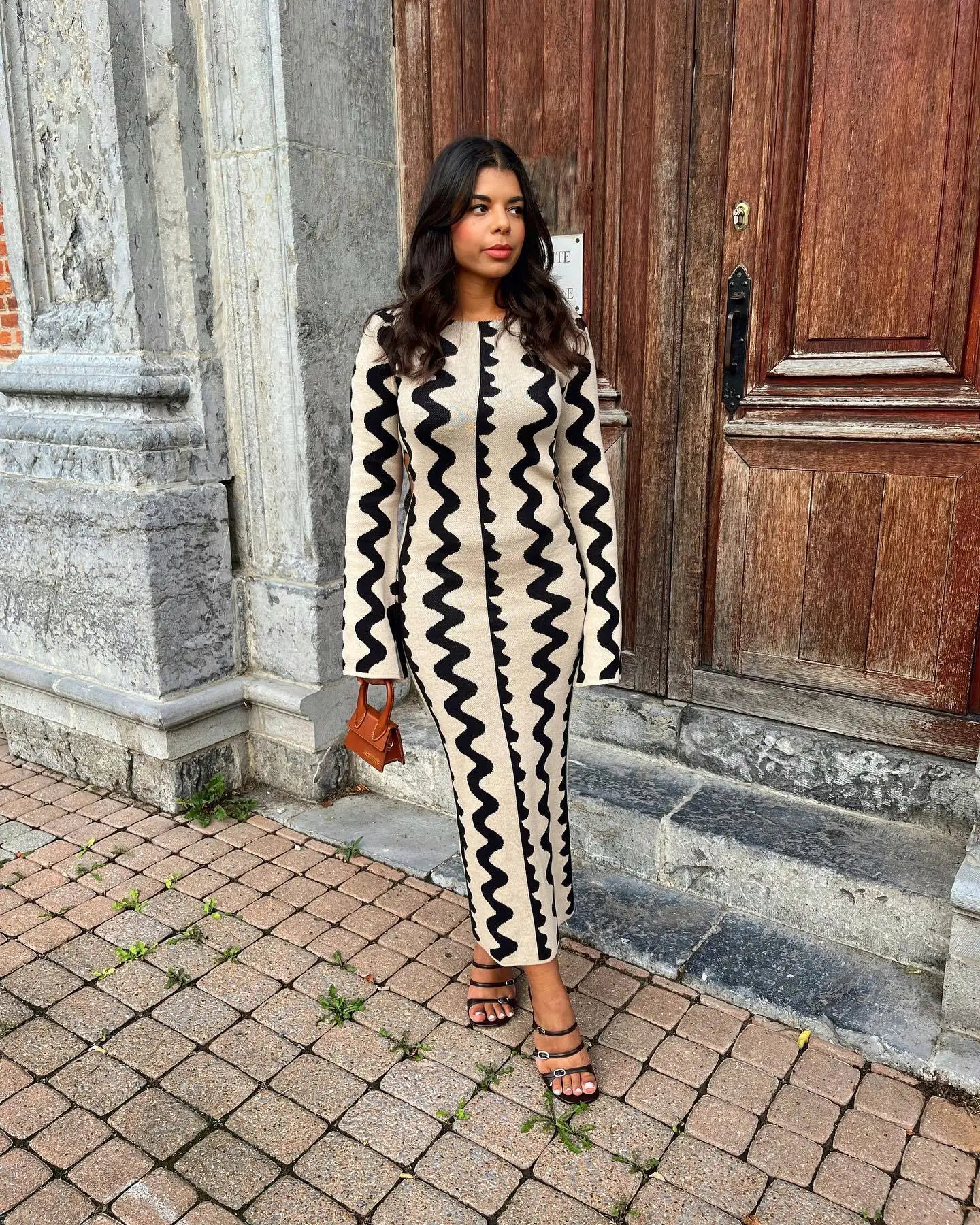 Luxury Designer Brand Wave Line Long Sleeve Casual Long Knit Dress Winter  Women Elegant