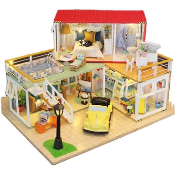 未完成のDIYミニチュアドールハウス、14歳の男の子への誕生日