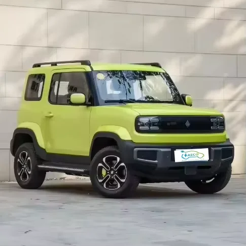 Popular Simple Auto Electrico Wuling Hongguang Pure Electric Cars Ev Baojun Mini Ev Car For Sale