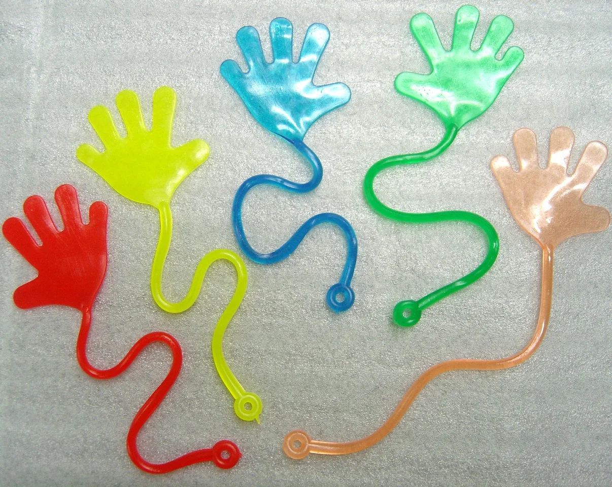 Hand toys. Липкая рука игрушка. Пластиковая рука игрушка. Игрушка на руку. Детская рука игрушка пластик.