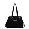 Noir avec petit sac (spot)