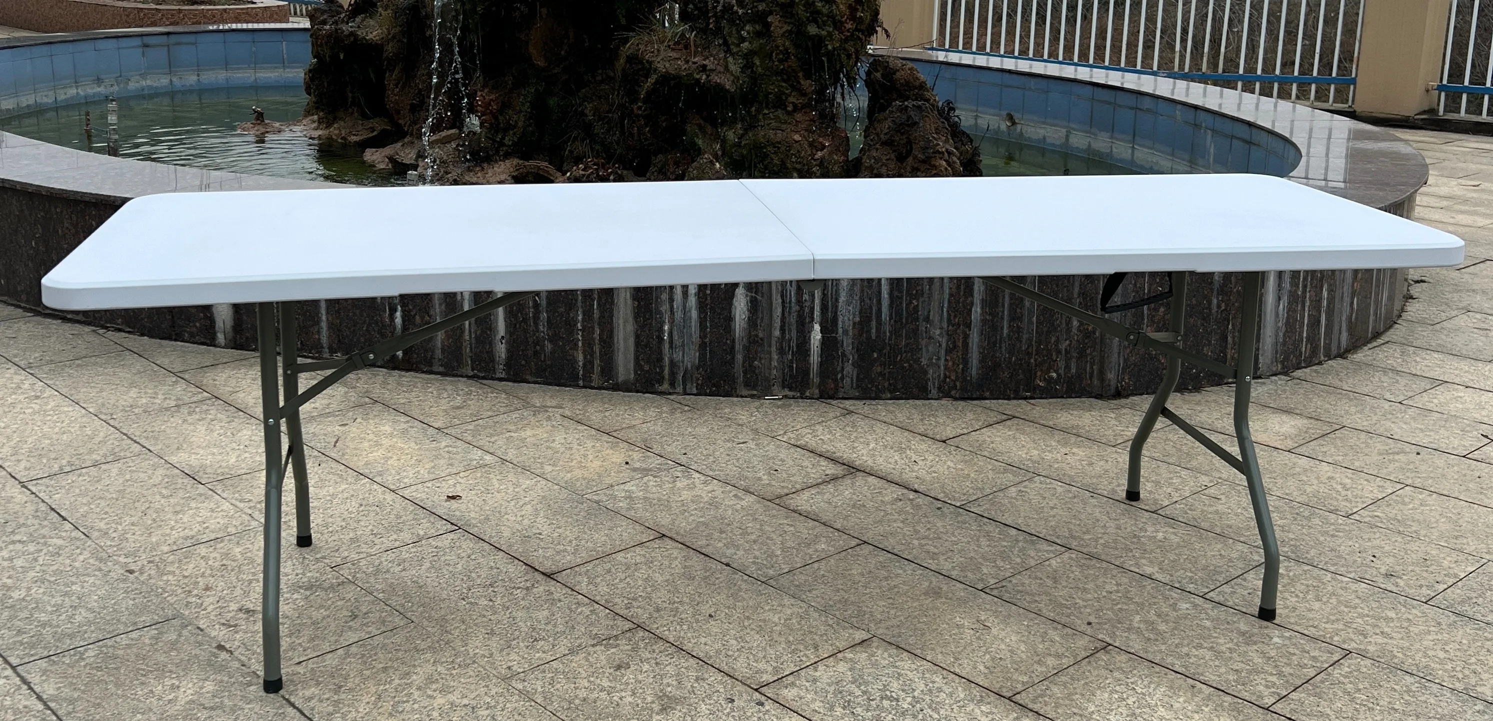 Factory Selling,Durable,Simple And Elegant,6 Foot Folding Table In