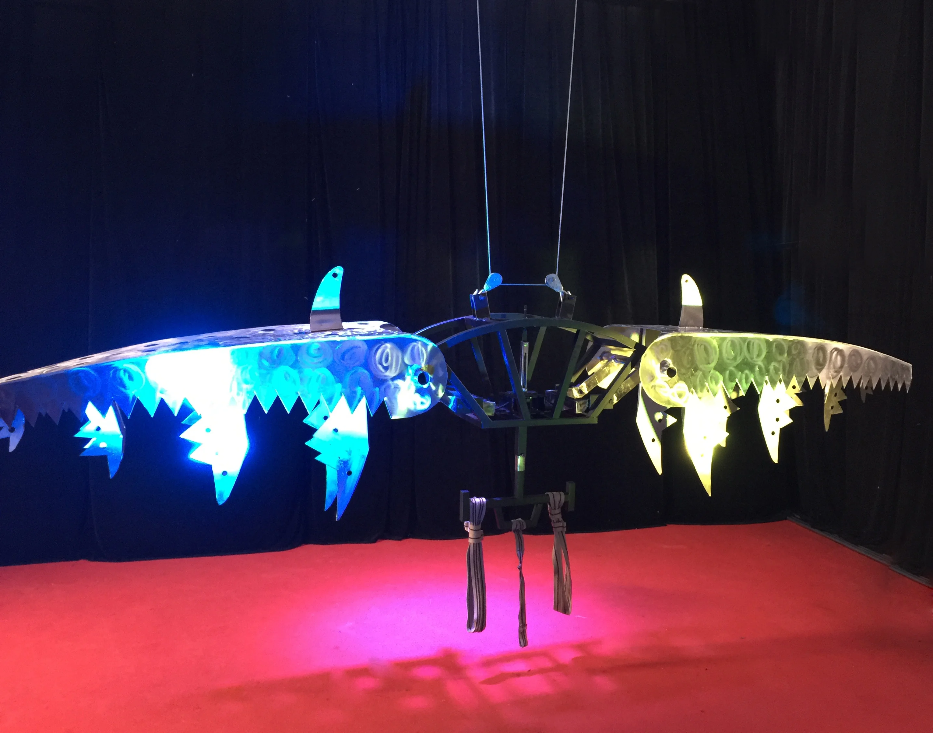 Оборудование для съемки иллюзии из магической сцены «Челюсти смерти»