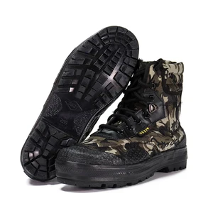 Factory on Sale New Stock Arrivals Sports Mid Cut Tactical Rubber Combat Shoes for Men and Women
