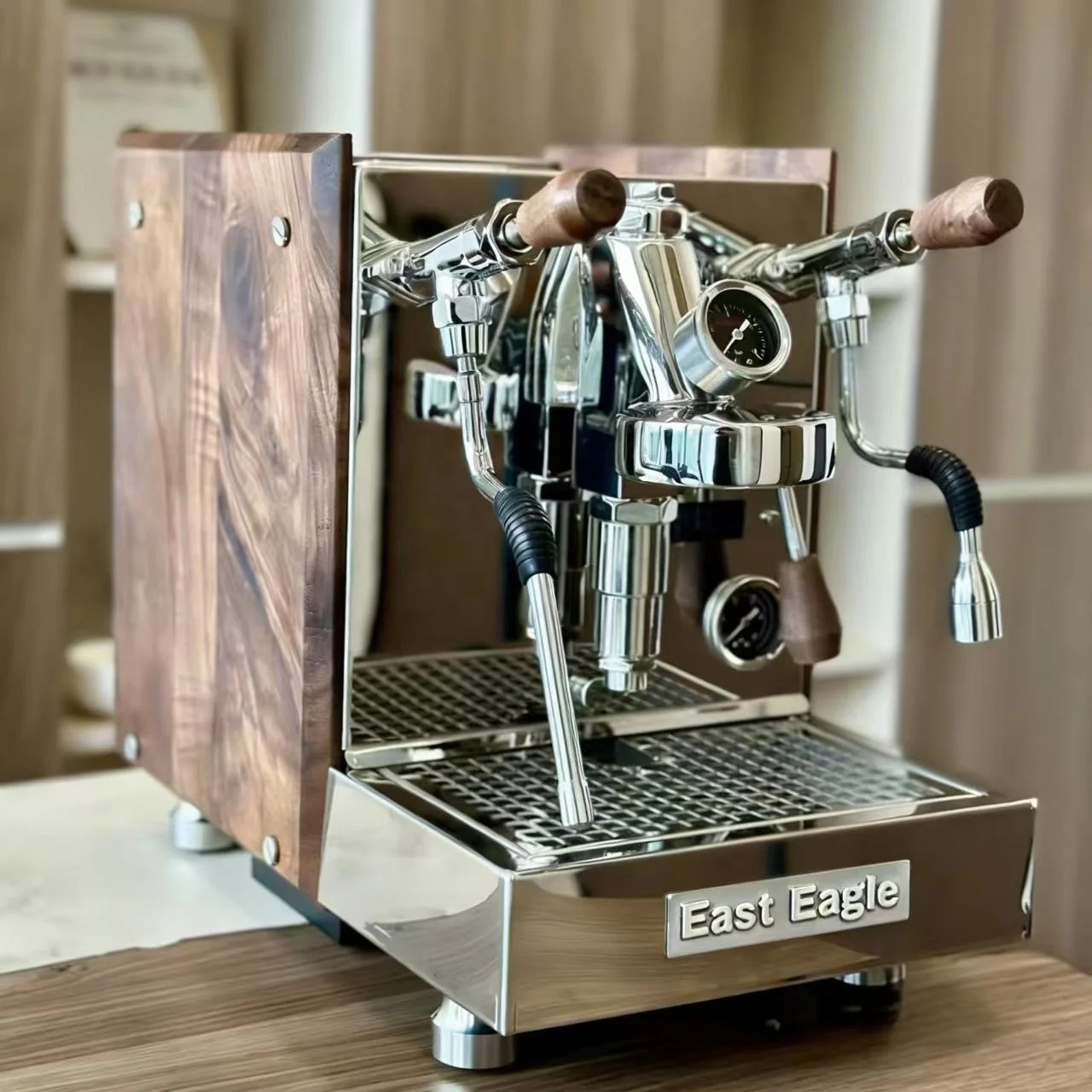 Bästa kaffemaskinen för café: Hur man balanserar budget, hastighet och bryggkvalitet