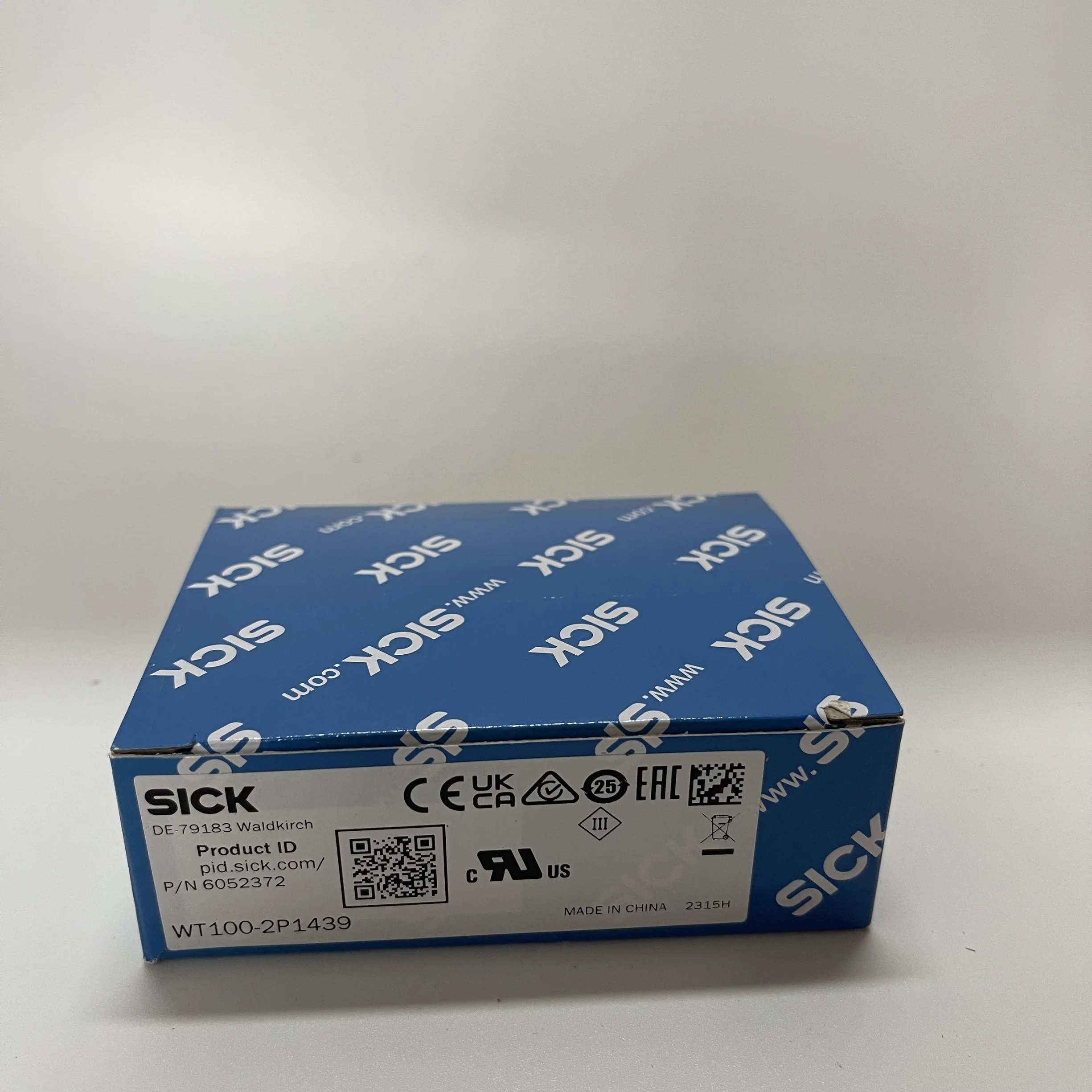 SICK Photoelectric Sensor WT100-2P1439 SICK Photoelectric Sensor WT100-2P1439