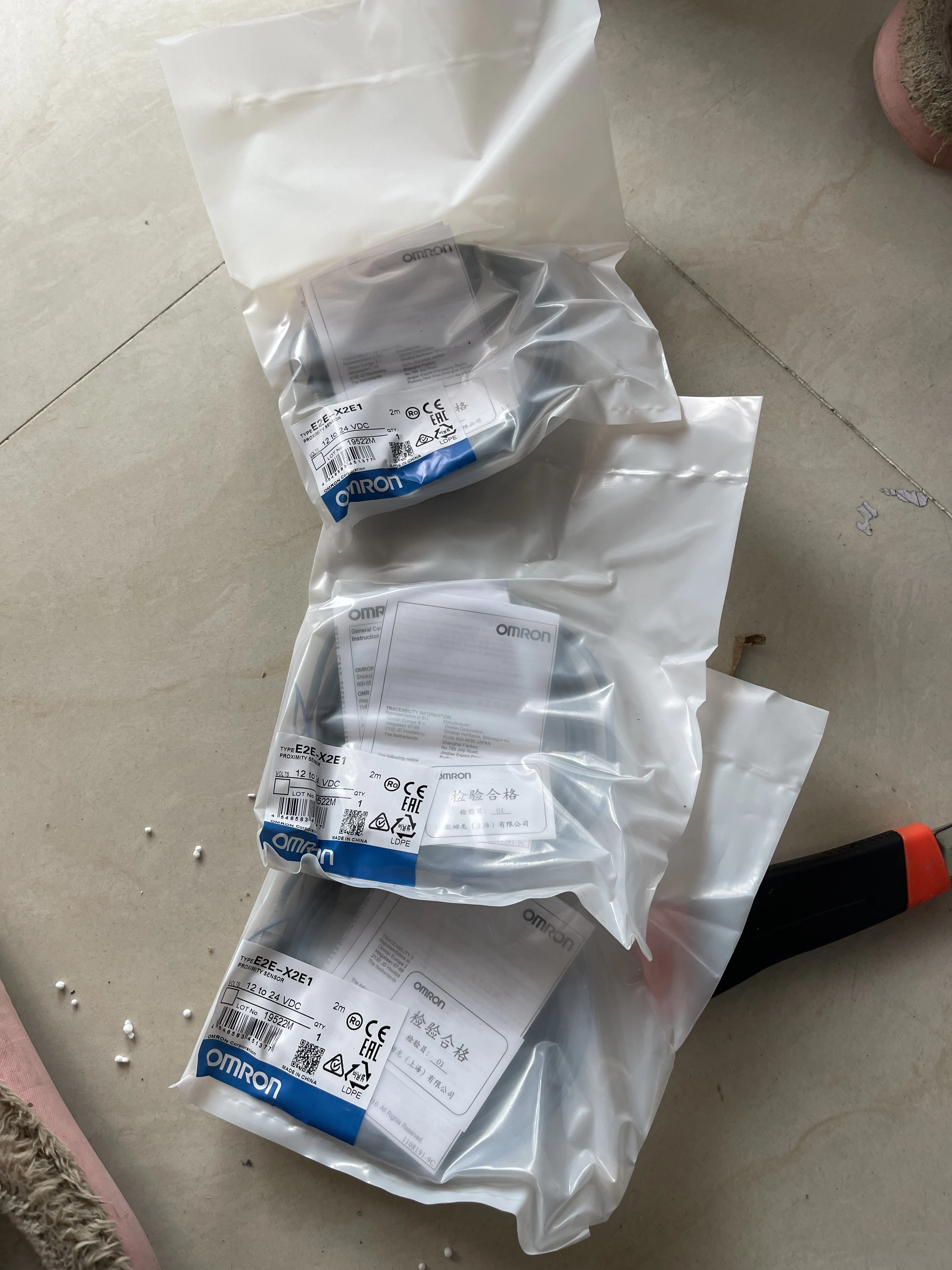 Omron Proximity Sensor E2E-X2E1