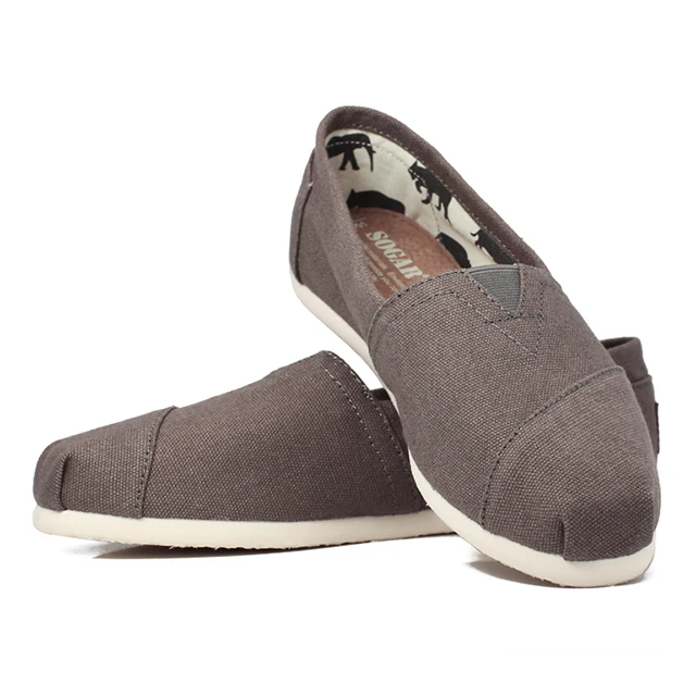 classic canvas shoe brand