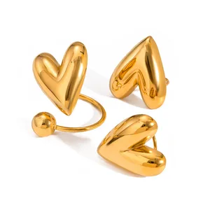 Classic Style Heart Shape Ring Fashion 18k Gold Plated Stainless Steel Adjustable and Waterproof Jewelry