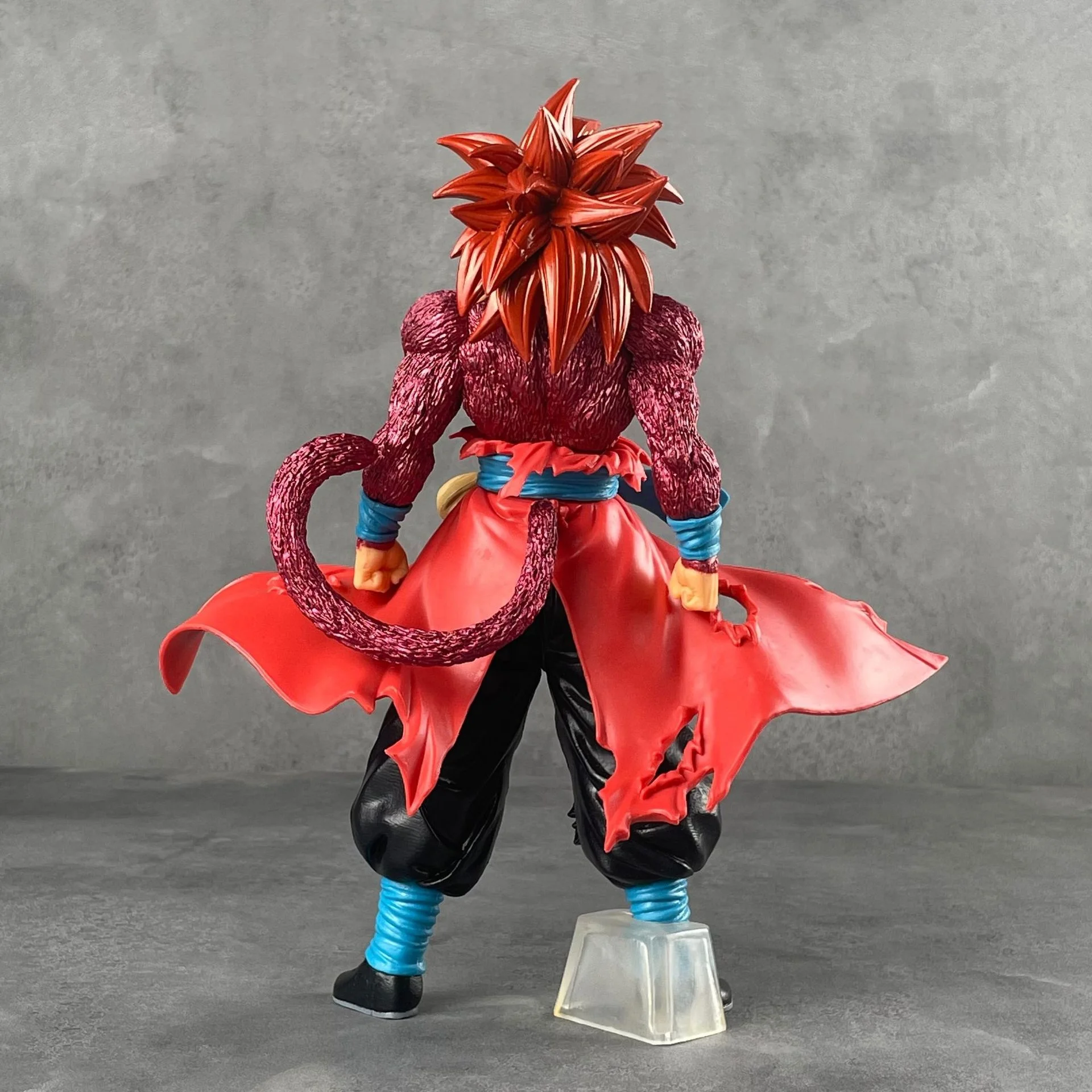 27cmアニメフィギュア悟空スーパーサイヤ人4ドラゴンボール