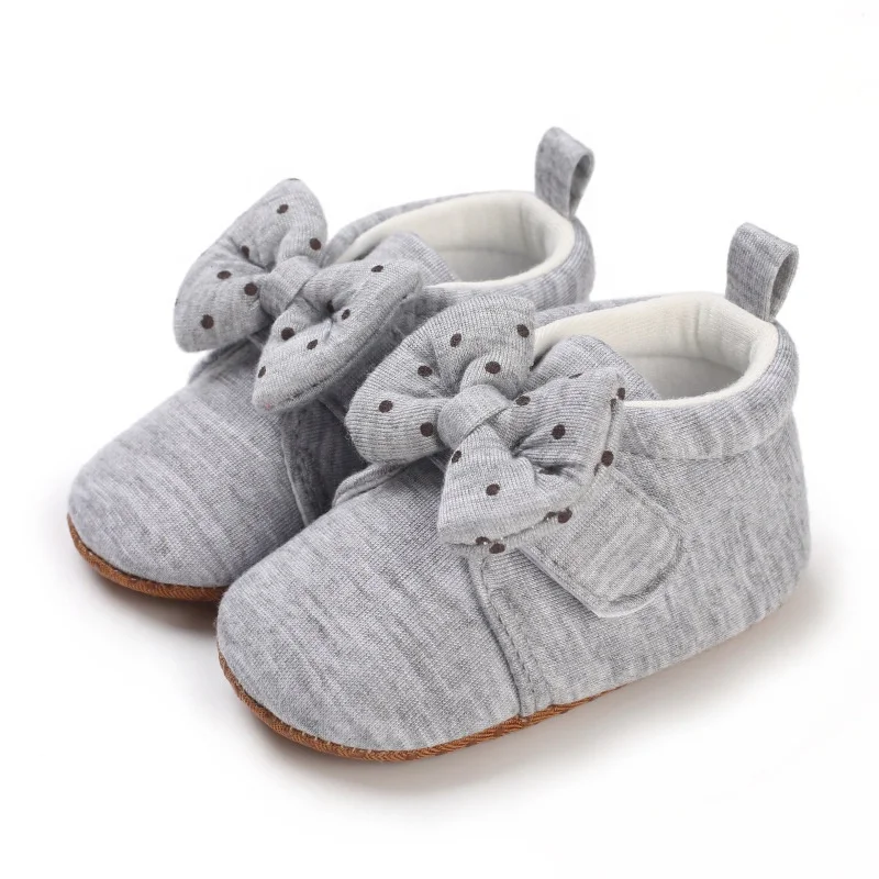 Мягкая нескользящая подошва EVERTOP карамельных цветов с бантом, повседневная обувь для новорожденных девочек, необычная обувь для маленьких девочек