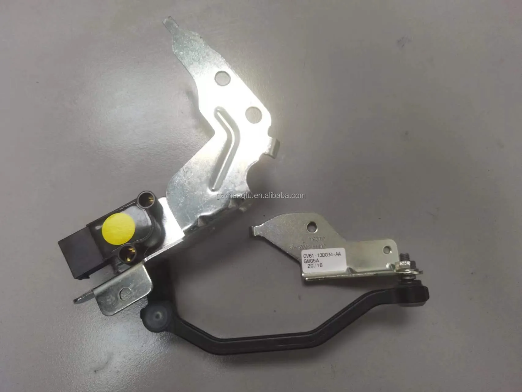 Car Automotive Parts Front Headlamp Levelling Sensor Bracket  