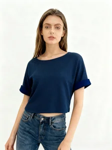 Quality Women's Short-Sleeved Crop Top T-Shirt Comfortable and Stylish with Slim Fit and Solid Pattern