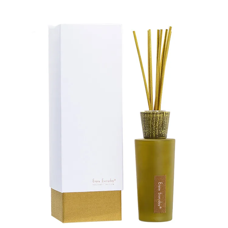 product customized wholesale luxury reed diffuser home decoration essential oil diffuser perfume glass bottle reed diffuser gift set330-9