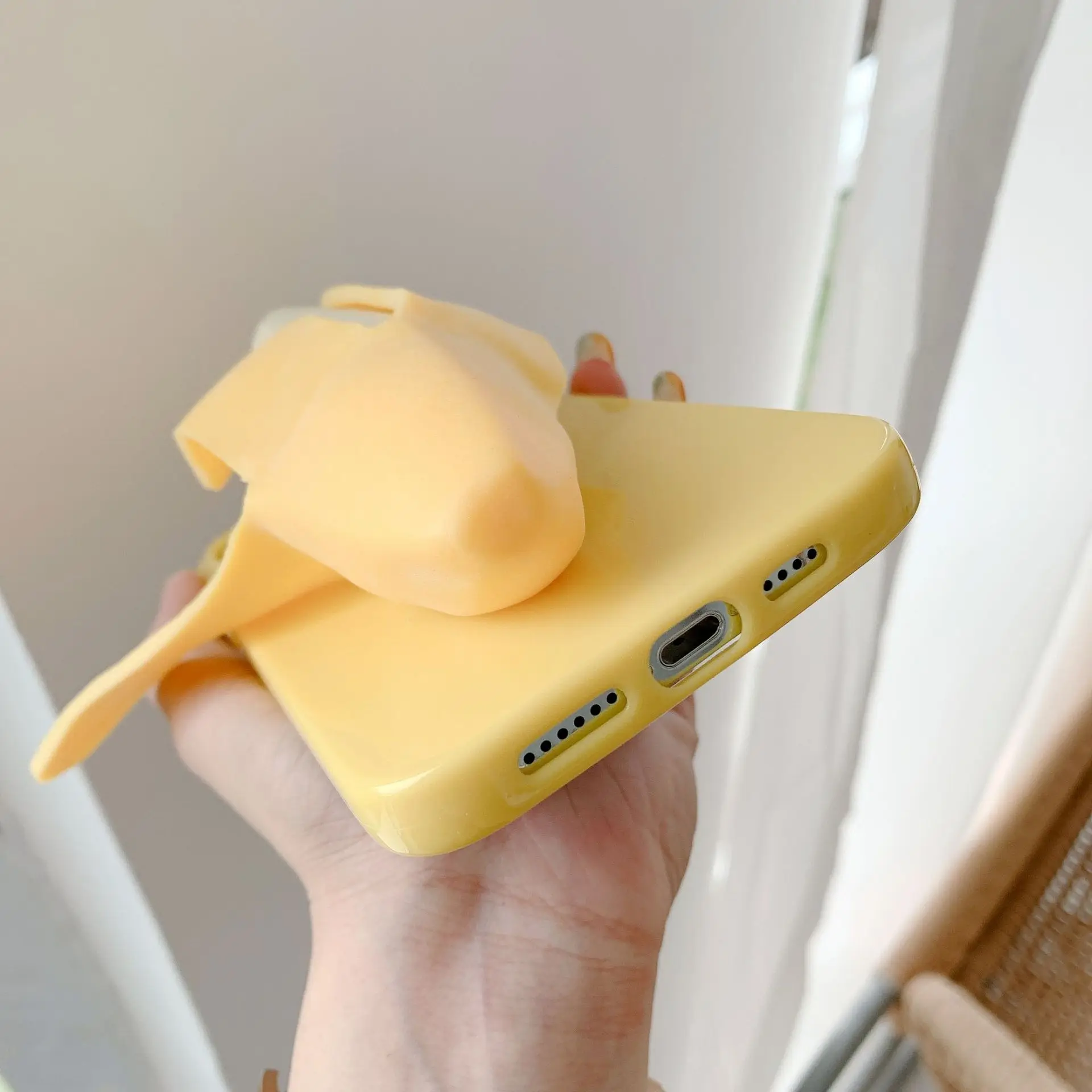 2022 Soft Designer stereo simulation decompression banana fruit phone case fidget tpu phone case