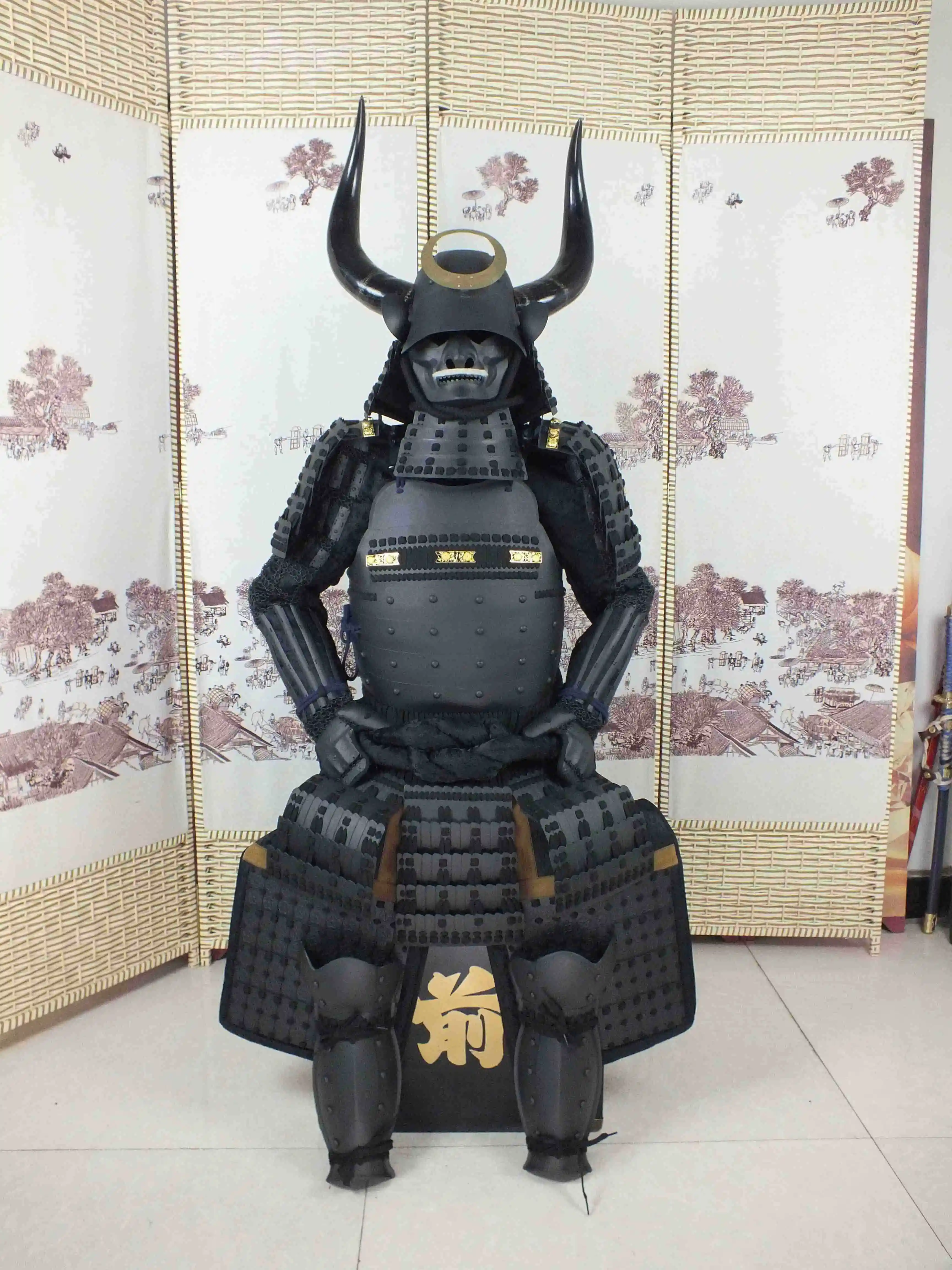 Japanese Samurai armor Figure for Looking for Distributor in Singapore Dragon Skin Body armor
