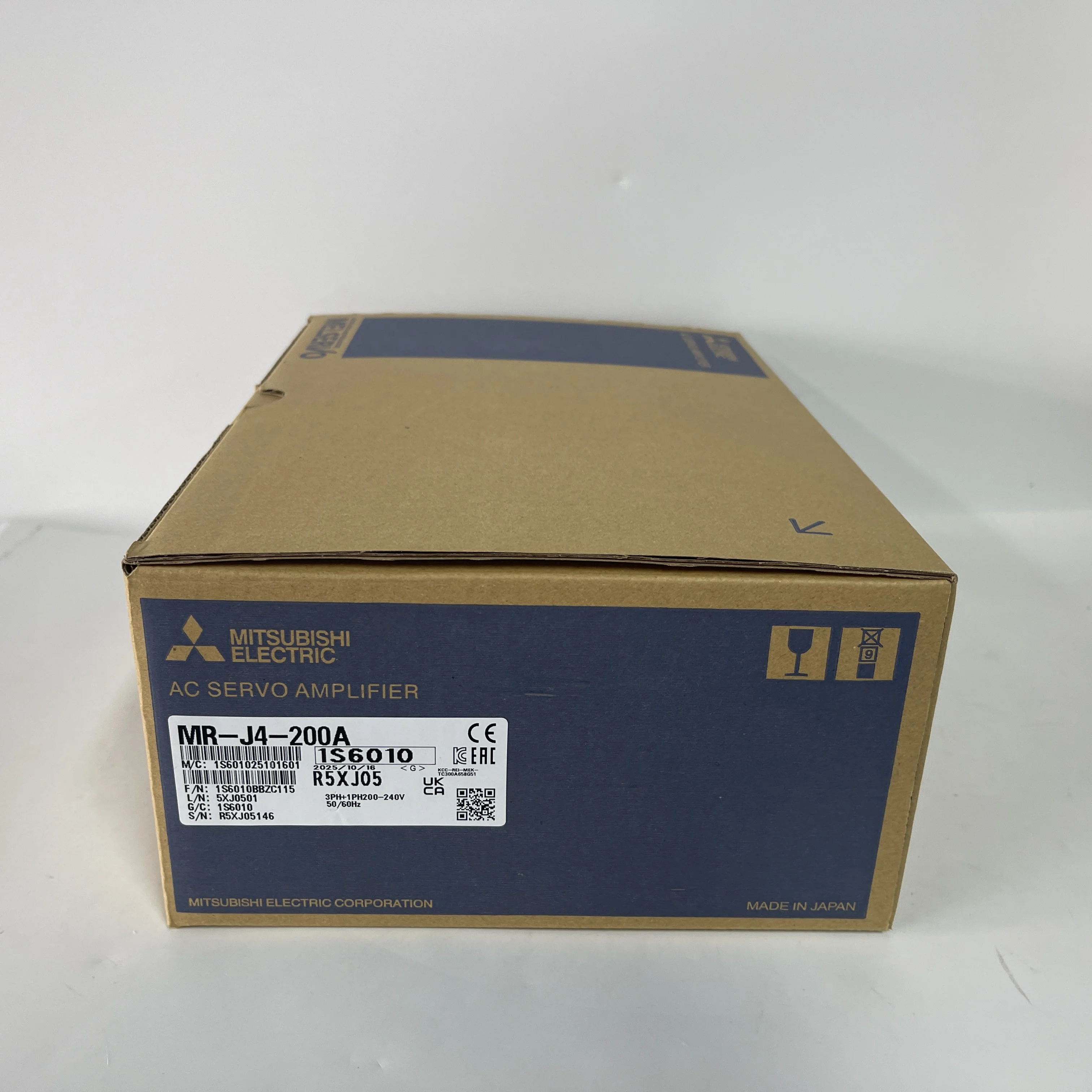 Mitsubishi AC Servo Amplifier MR-J4-200A Mitsubishi AC Servo Amplifier MR-J4-200A