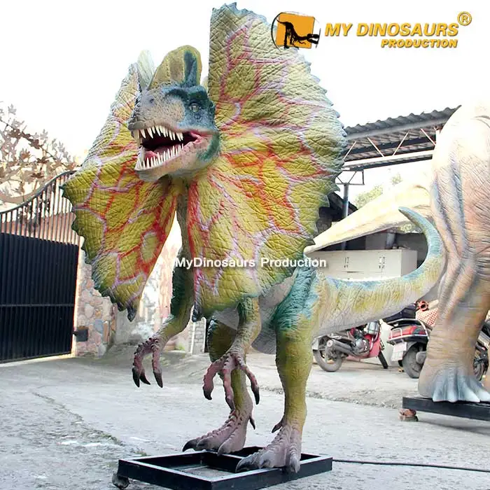 Réplicas animatrônicas de dinossauros são atração da Expodinos em Lucas do Rio  Verde