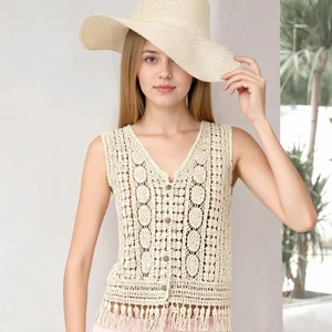 Trendy Internet-Famous Breathable Knit Hollow-Out Thin Sleeveless Outerwear Horn Button Closure Covers Body Casual Women Vest