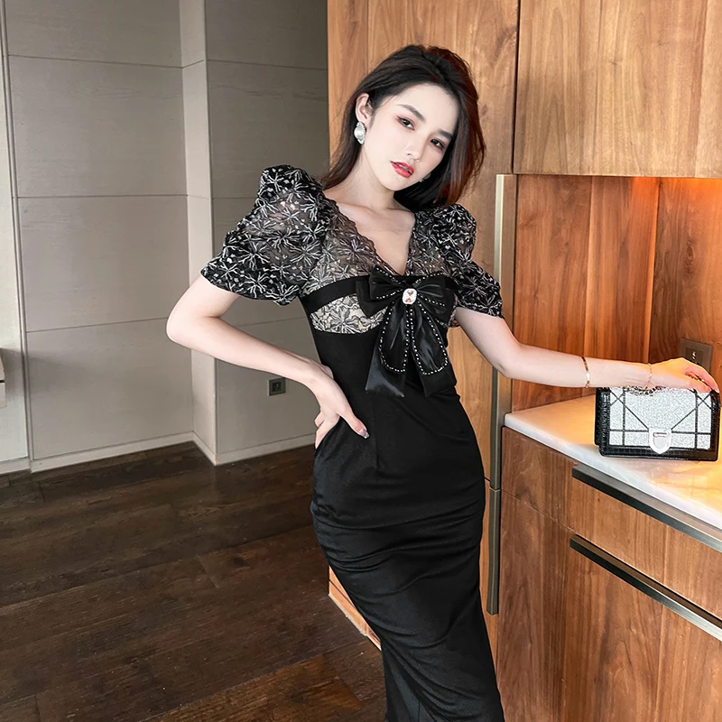 Stylish Black Lace Long Sleeve Bodycon Dress For Women