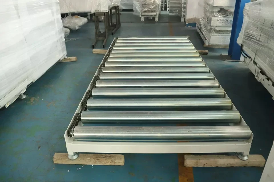 Hongrui Customized Idler Chain Roller Conveyor For Logistic Warehousing System