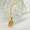 luna de oro