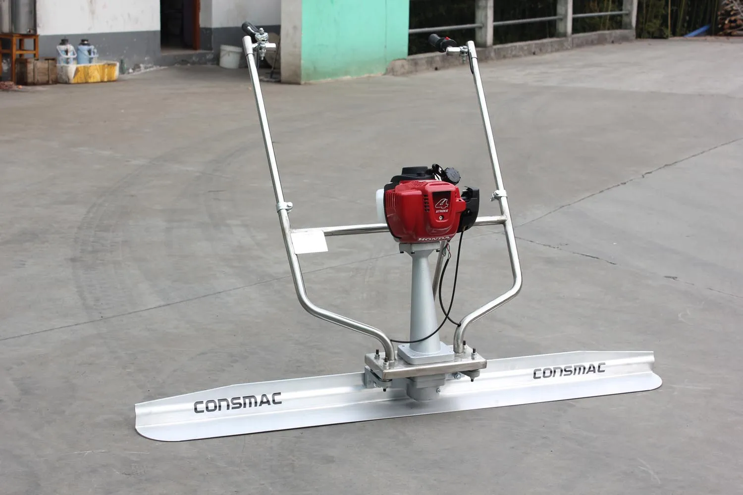 Road Equipment Concrete Ground Vibratory Leveling Machine Gasoline Concrete Power Screed