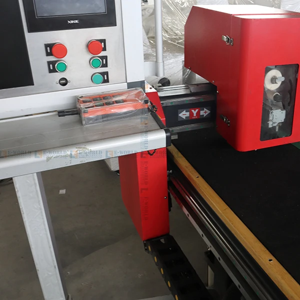 Full Automatic Cnc Glass Cutter Glass Cutting  Loading Breaking Table Integrated Cutting Machine
