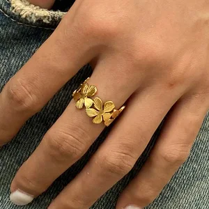 MW Women's Simple and Stylish 18K Gold-Plated Stainless Steel Five-Petal Flower Open Adjustable Ring, Suitable for Daily Wear