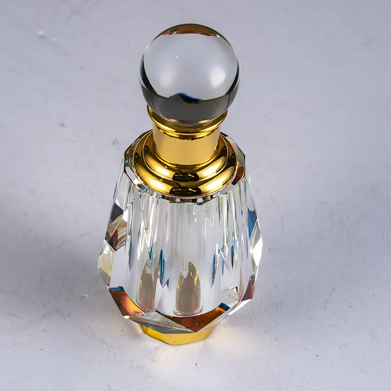 Wholesale Popular Styles Customizable Glass Empty Bottle Fashion Exquisite 3ml Crystal Perfume Bottle