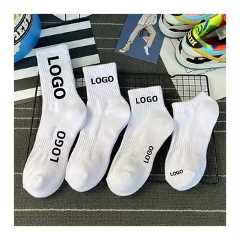 Free Sample Wholesale Skate Crew Sports Socks Casual Cotton Socks Embroidery Men logo Custom Socks