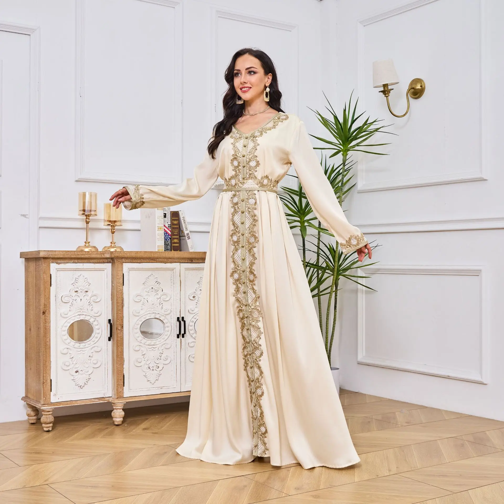 Wholesale whole price good quality embroidered kaftan,2 Pieces