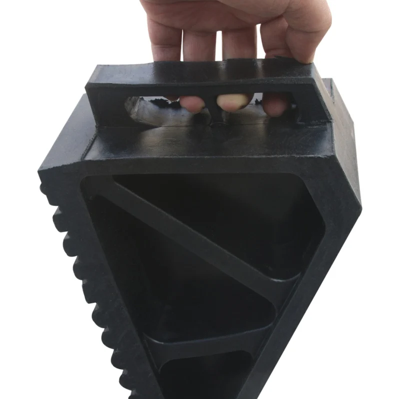 Wholesale Motorcycle Wheel Chock Black Rubber 270*120*180MM with Handle Roadway Product details