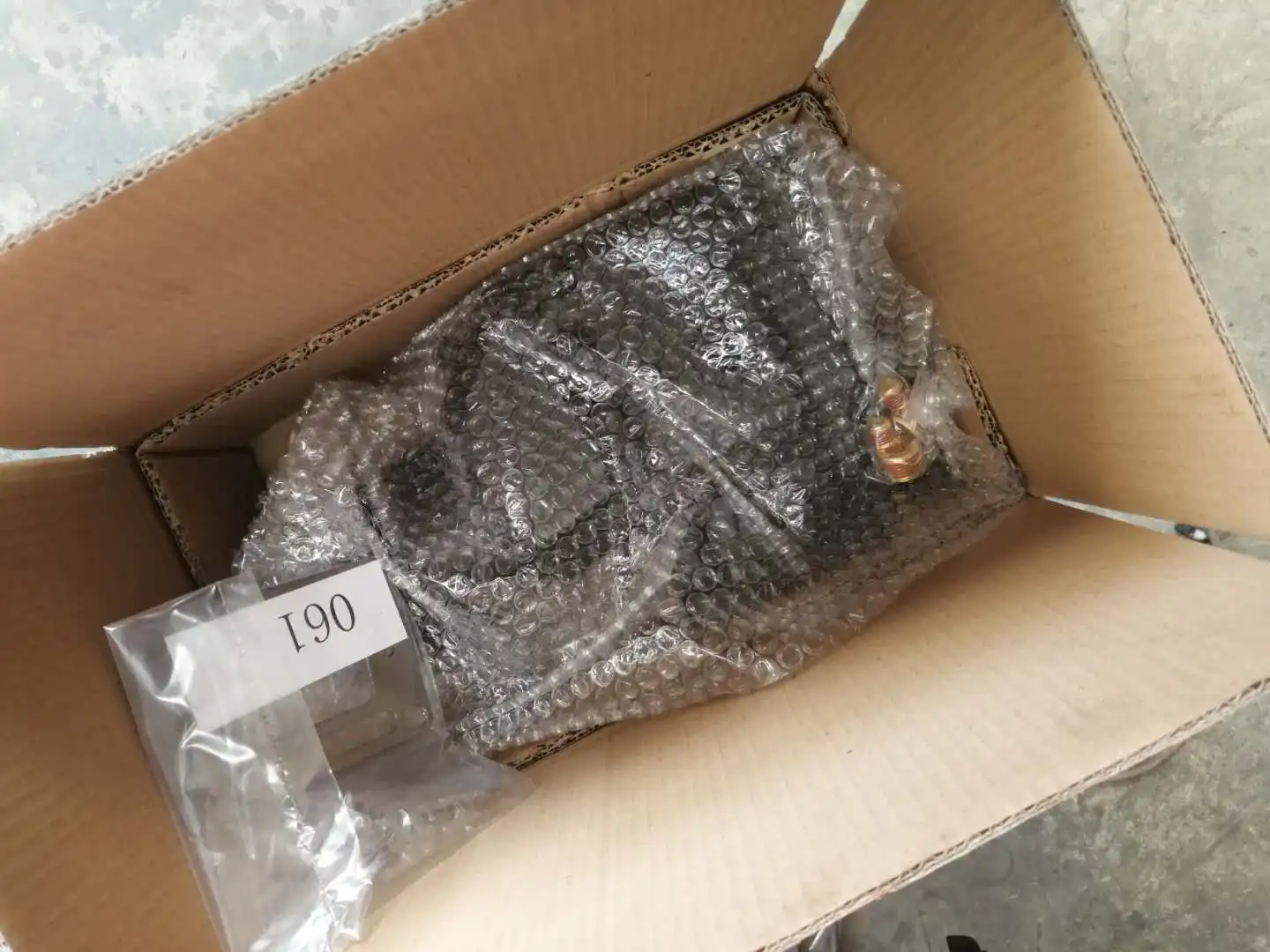 Mercruiser V6 V8 4.3 5.0 5.7 305 350 Engine Marine Exhaust Manifolds