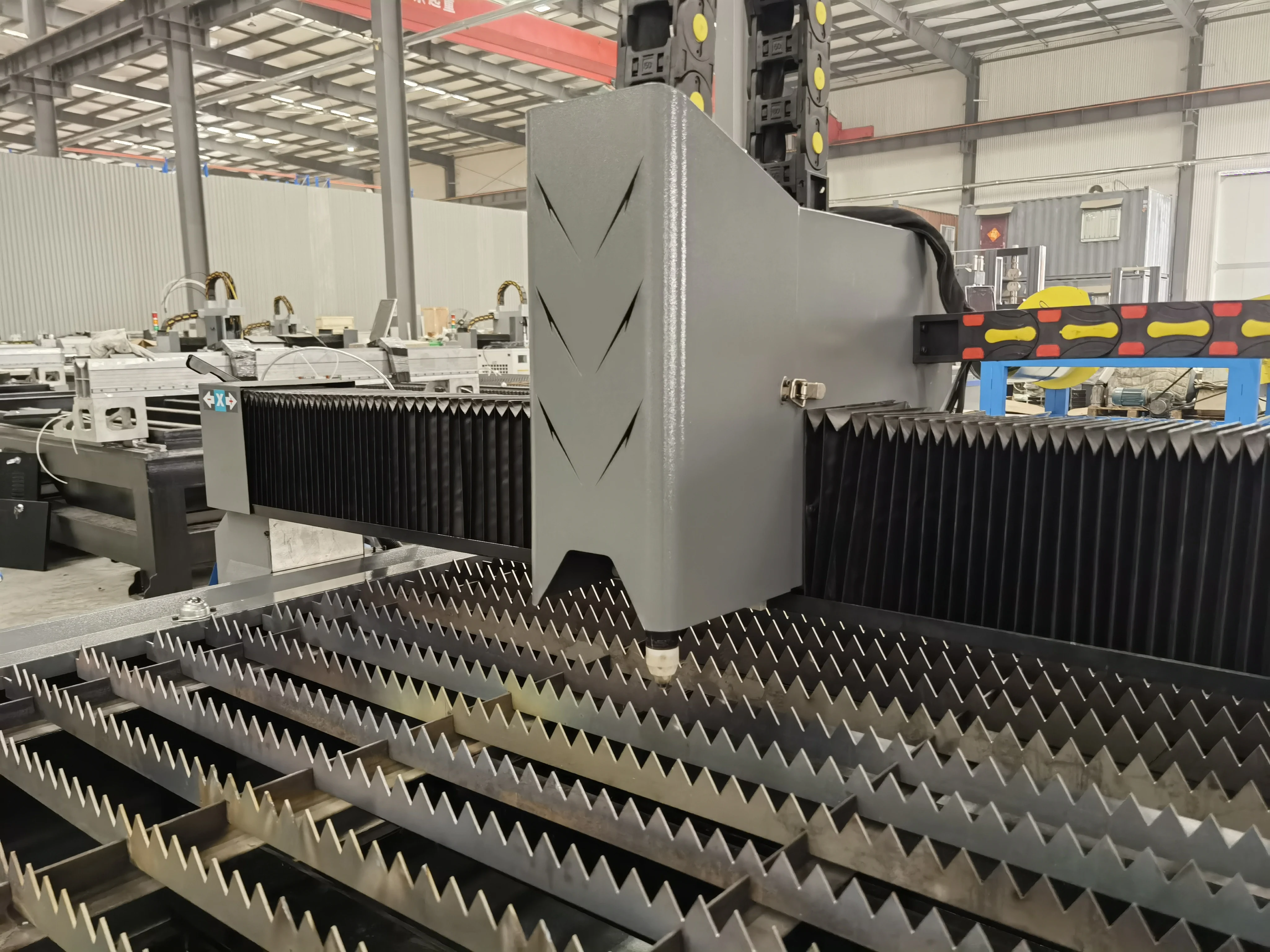 1530 Sheet Metal and Pipe CNC Plasma Cutting Machine Iron Stainless Steel Cutter with Bearing Engine and Motor Core Components
